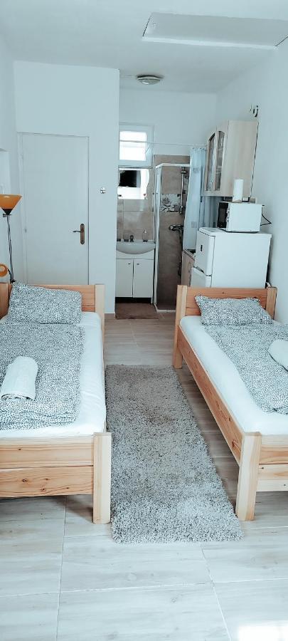 Napfeny Apartmanhaz Balatonberény Exterior foto
