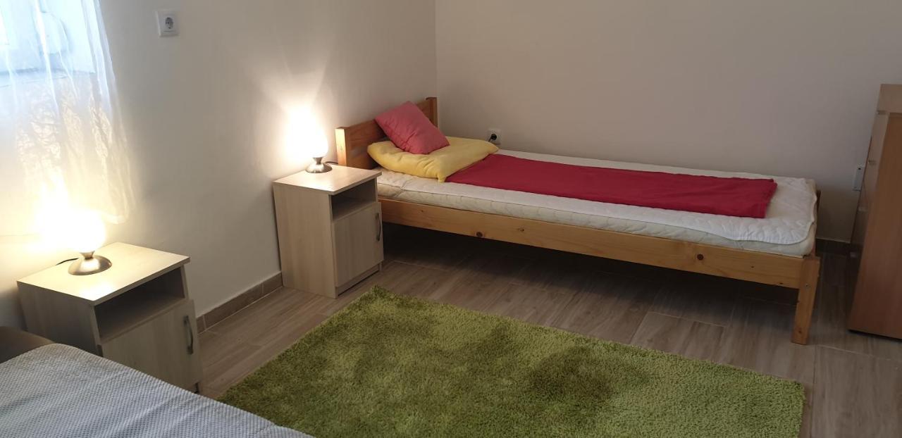 Napfeny Apartmanhaz Balatonberény Exterior foto
